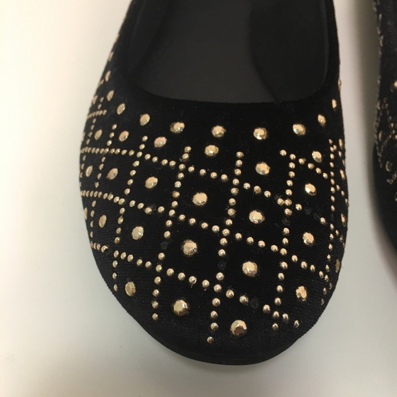 Graceland Round Toe Black and Gold Studded Flats - Picture 3 of 8